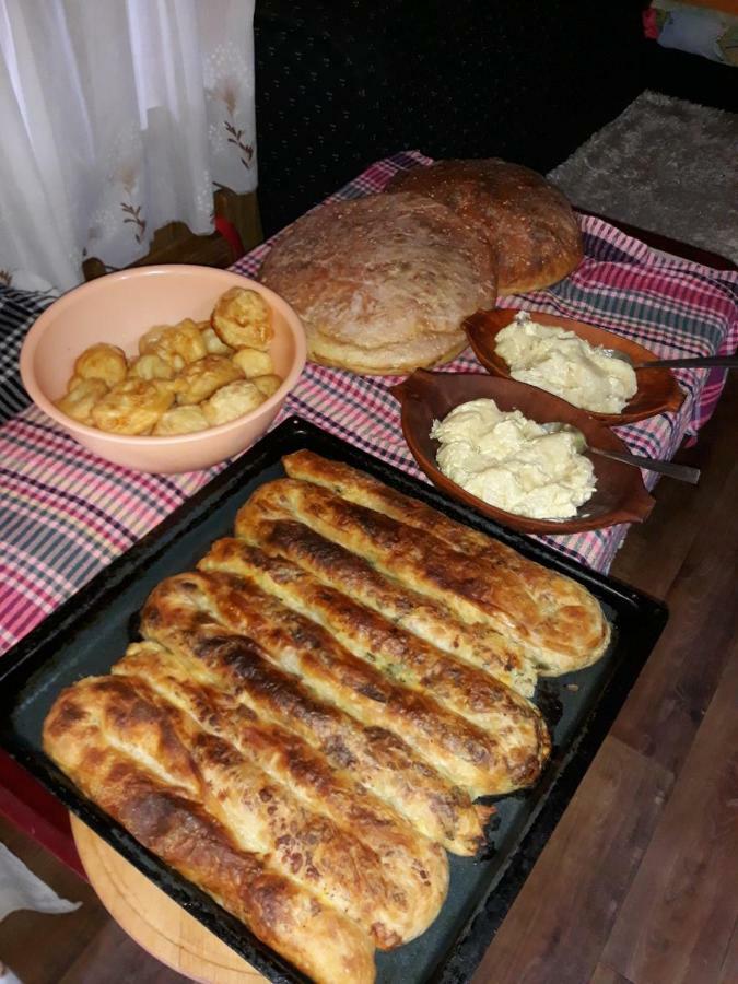 Eko Katun Damjanovic - Bjelasica Мойковац